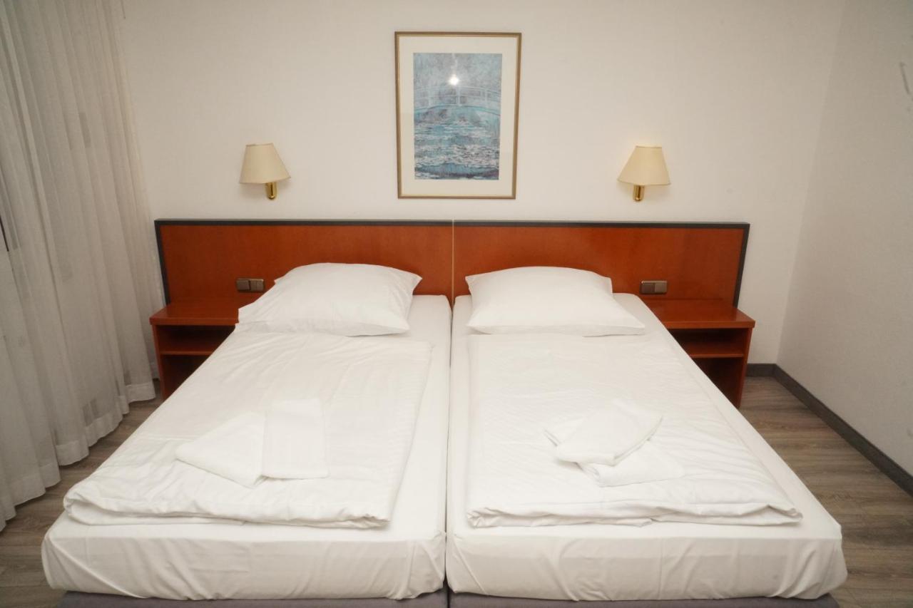 Hotel Birkenwerder Luaran gambar
